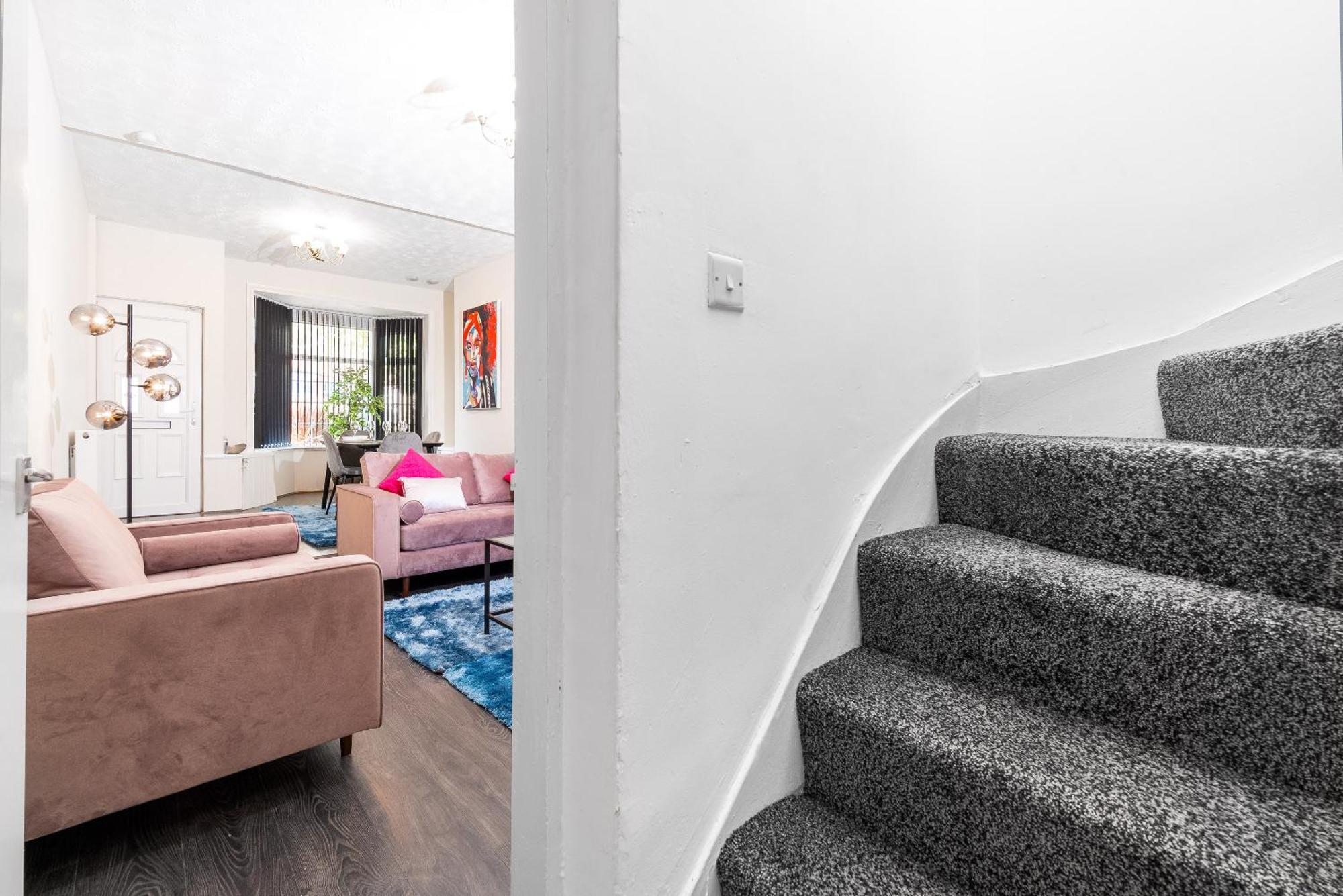 Spacious House With 2 Bedrooms And Free On Street Parking Holiday home Birmingham
